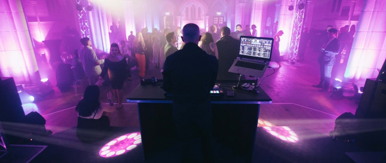 DJ wedding hire in Gold Coast